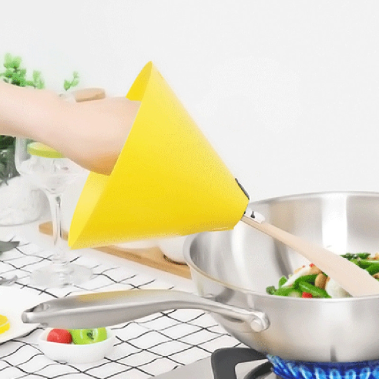 

2 PCS Kitchen Tool Cooking Oil Splash And Scald Guard, Style:Wooden shovel version(Yellow)