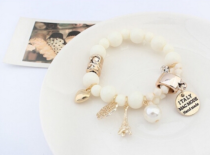 

Crystal Simulated Pearl Beads Hearts Elastic Force Bracelet(White)