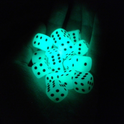 

10 PCS 14mm Rounded Luminous Dice Nightclub Bar Supplies