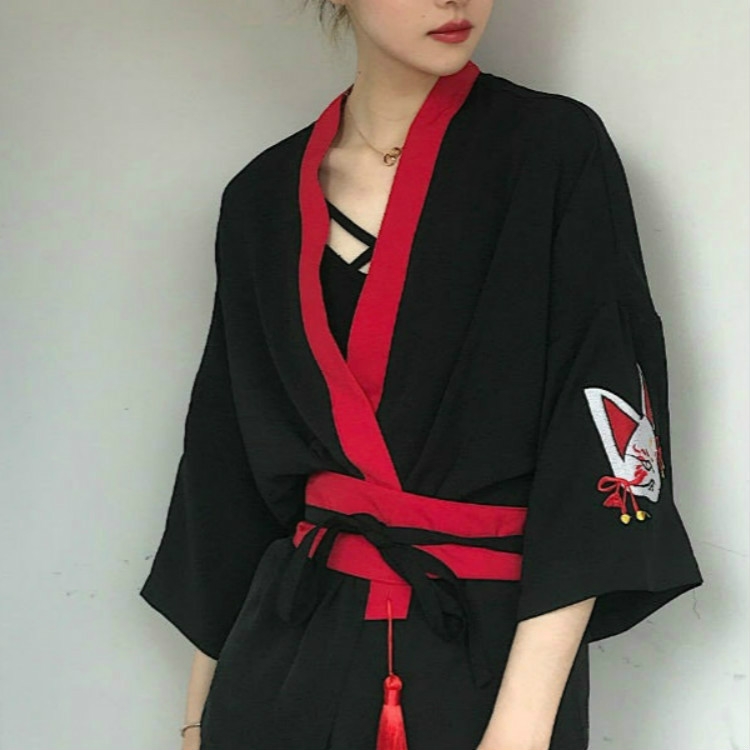 

Ladies Harajuku Fox Embroidered Kimono Vintage Loose Japanese Sun Protection Clothing, Size:One Size(Black with Belt)