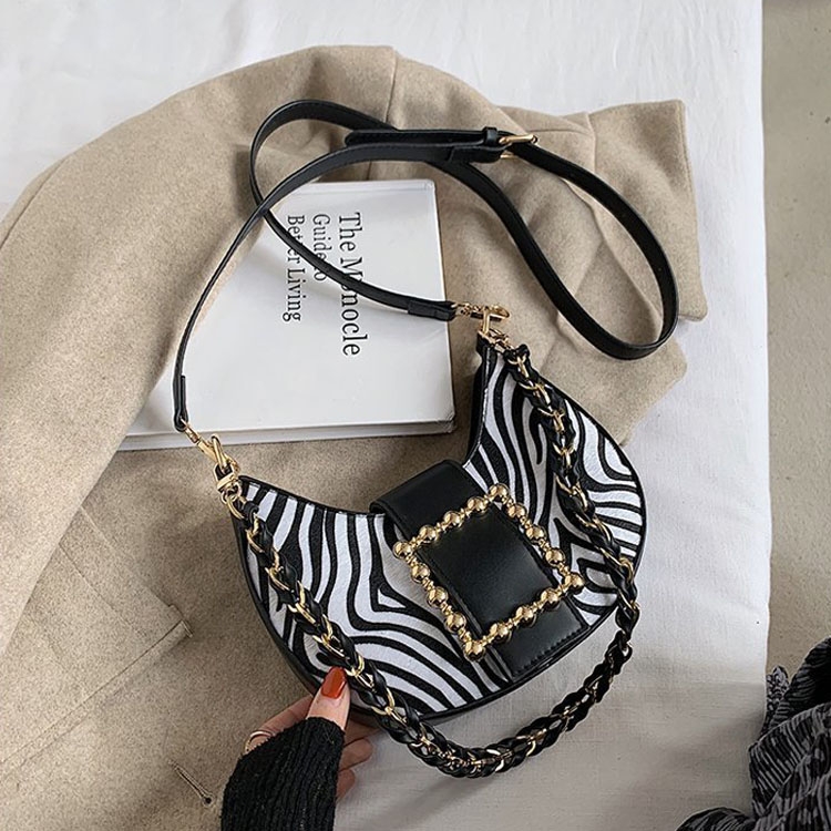 

319HC Winter Animal Print Underarm Small Square Bag With Rhinestone Lock One-Shoulder Messenger Handbag(Zebra Pattern)
