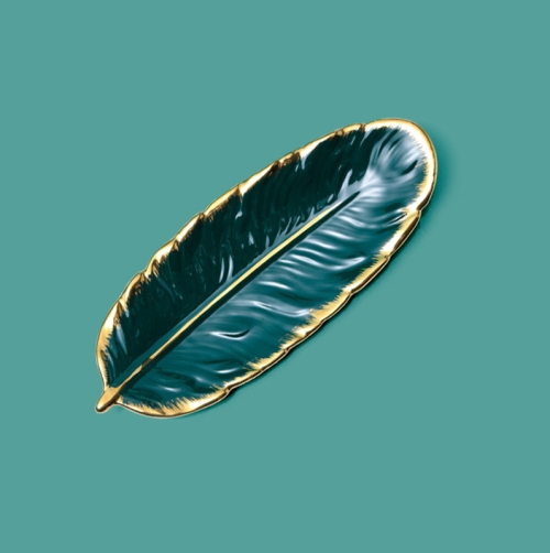 

Phnom Penh Ceramic Dessert Plate Feather Plate Banana Leaf Fruit Dried Fruit Storage Tray, Size: Small (Bright Emerald)