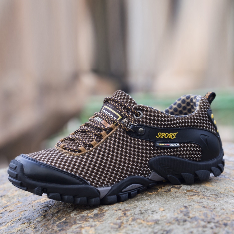 

Summer Men Outdoor Sports Shoes Mesh Breathable Hiking Shoes, Size: 40(Brown)