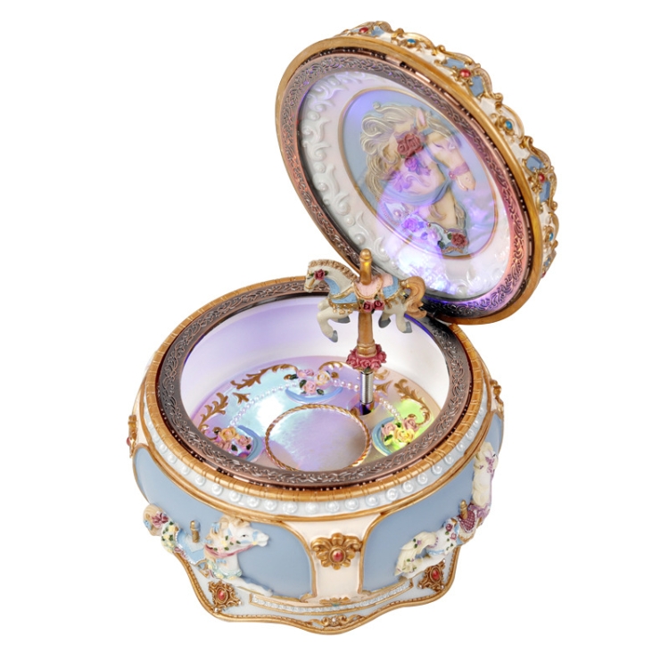 

Luminous Carousel Music Box Creative Birthday Lover Gift, Music Shipped Randomly