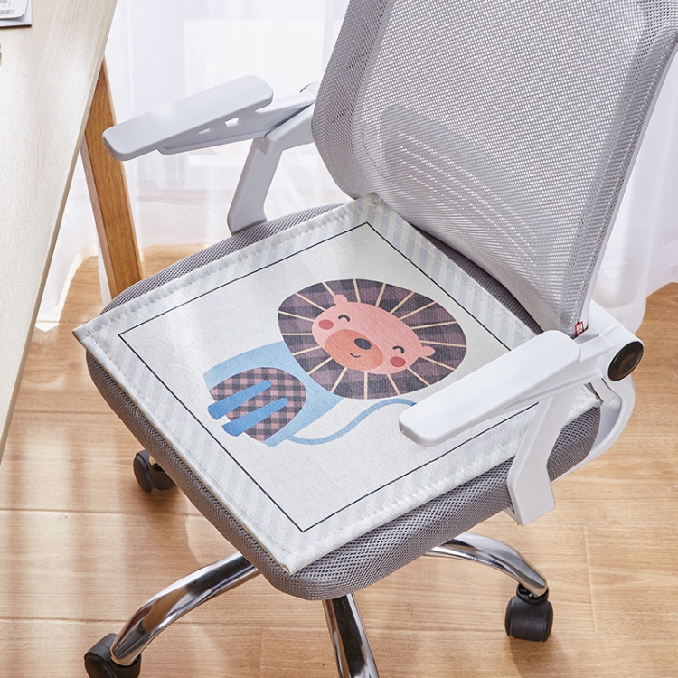 

2 PCS Summer Breathable Cushion Office Seat Pad, Size: 45 x 45cm(Small Lion)