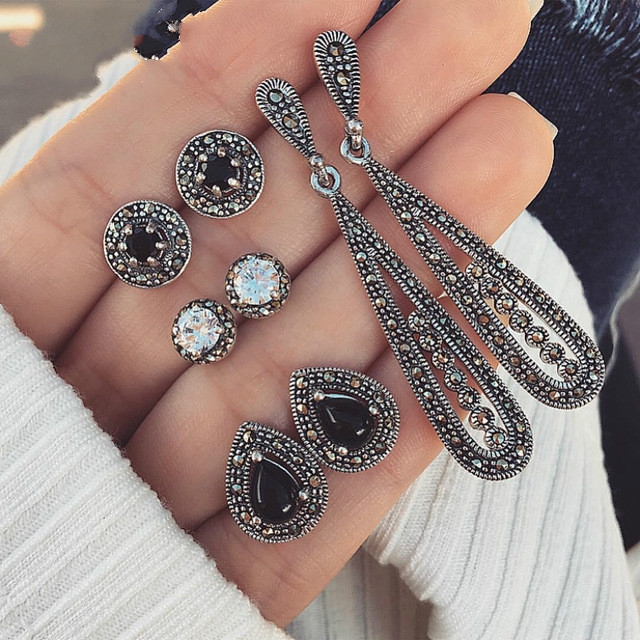 

Women Crystal Bohemian Earring Stud Suit(GCM01-04 Black Diamond Zircon)
