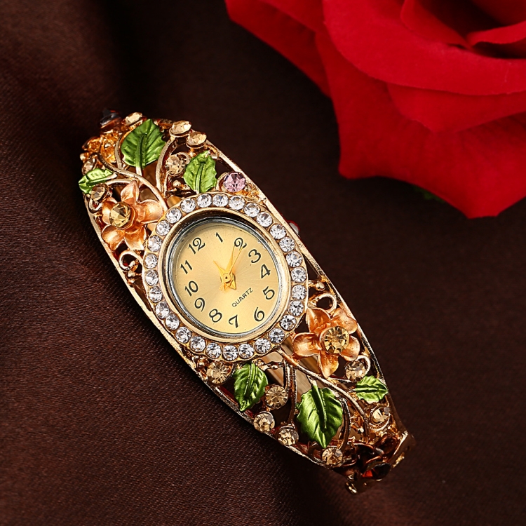 

xr1685 Diamond Bracelet Watch Ethnic Palace Painted Bracelet Watch(Gold)