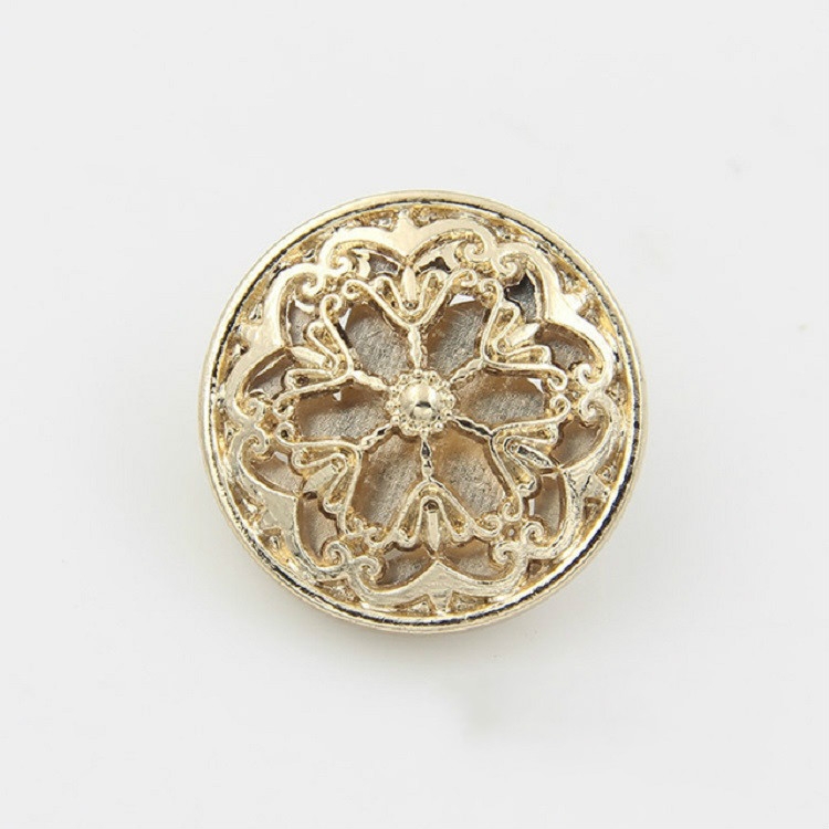 

Gold 100 PCS Hollow Flower Shape Metal Button Clothing Accessories, Diameter:18mm