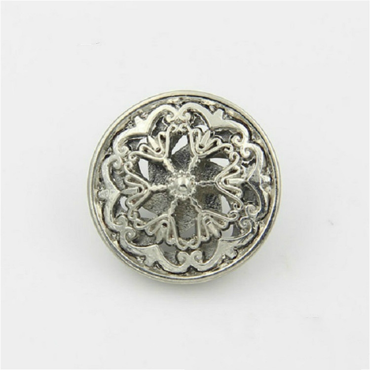 

Silver 100 PCS Hollow Flower Shape Metal Button Clothing Accessories, Diameter:22mm