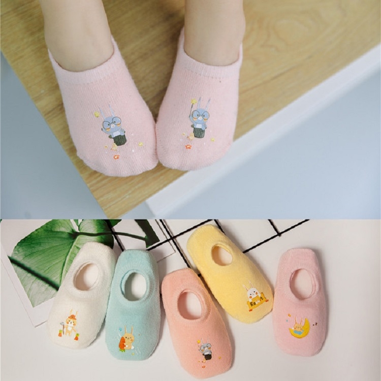 

5 Pairs Children Silicone Invisble Sailboat Socks Cartoon Non-slip Toddler Socks, Size:1-3 Years Old, Style:Rabbit
