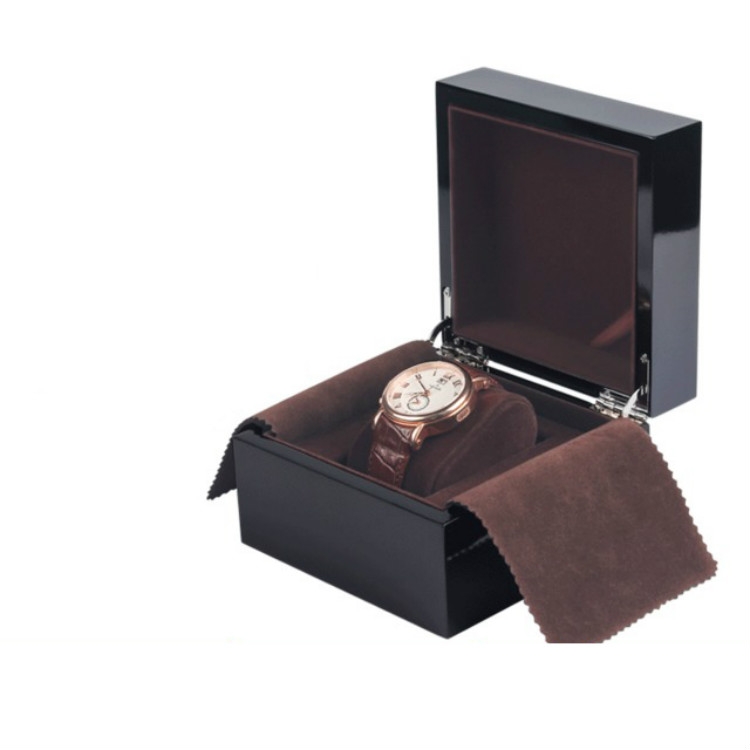 

Shiny Lacquered Wooden Watch Box Watch Display Box