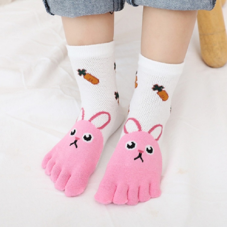 

Children Cotton Five-finger Socks Cartoon Animal Sweat-absorbent Breathable Split-toe Socks, Size:3-7 Years Old(Rabbit)