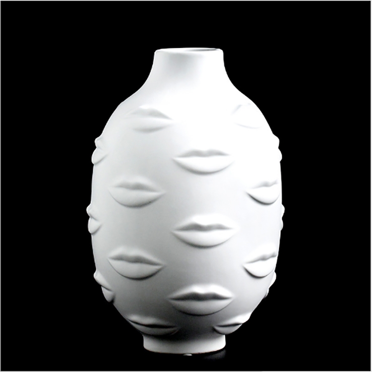 

Face Shape Flower Vase Succulent Pot Home Garden Ornament White Ceramic Craft, Shape:Lips