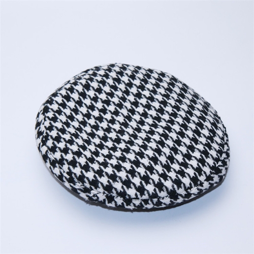 

Vintage British Style Houndstooth Pattern Beret Octagonal Cap, Size:M（56-58cm）(Black)