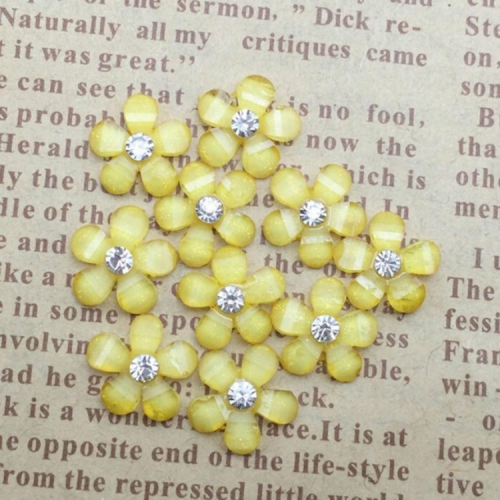 

20 PCS Resin Five Petals Small Flower Nail Art Material Mobile Phone Shell Decoration Accessories(Yellow)