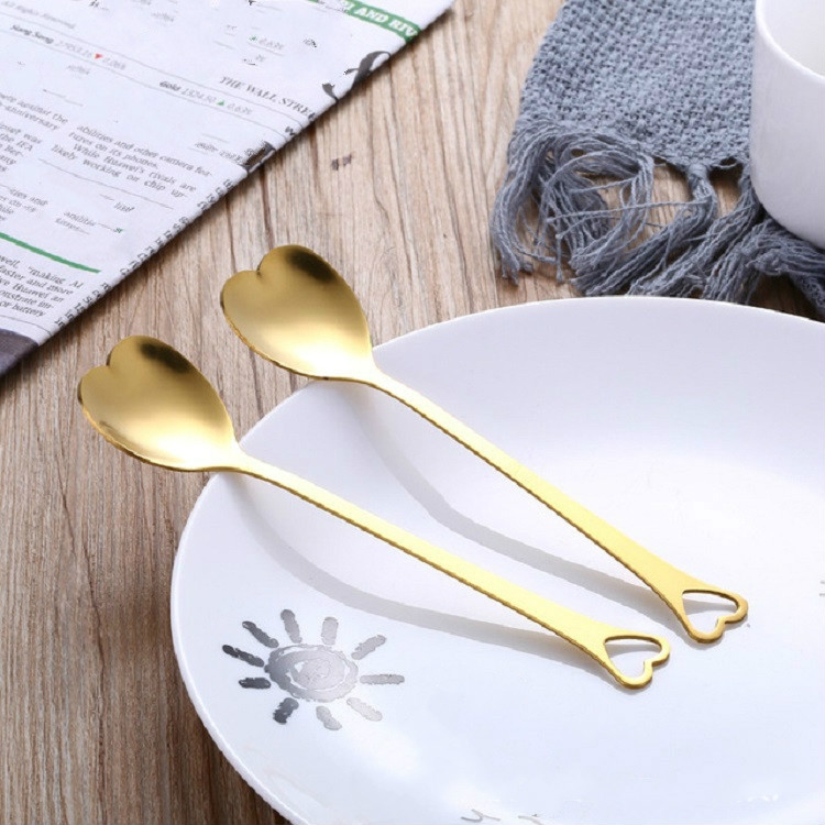 

2 PCS Stainless Steel Spoon Portable Metal Coffee Teaspoon Creative Love Heart Shaped Wedding Party Gift Dinnerware, Color:Gold Single Hole Love
