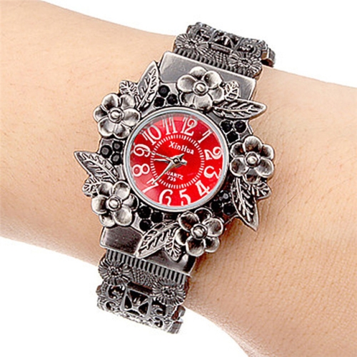 

Retro Embossed Flower Bracelet Quartz Watch for Women(Red)