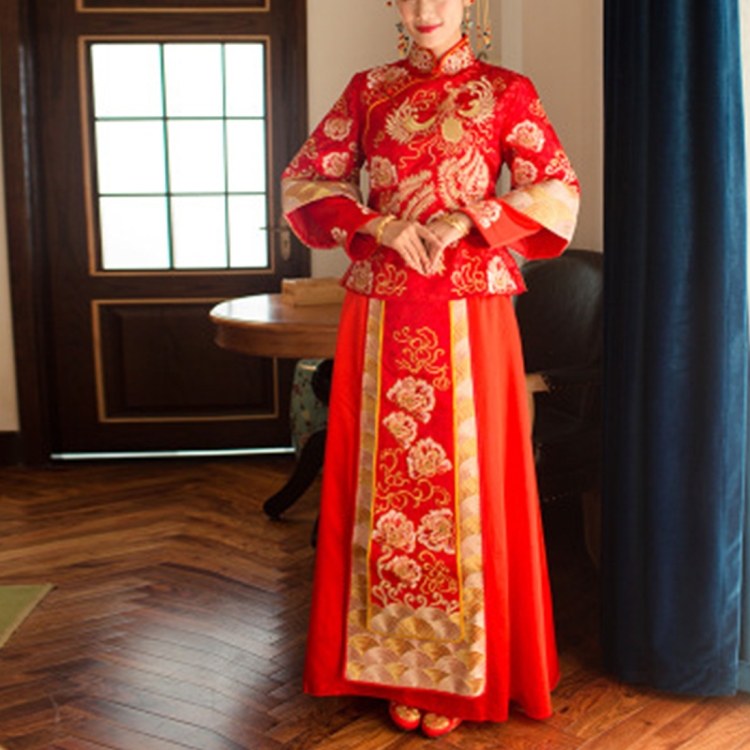 

Bride Self-cultivation Cheongsam Dragon and Phoenix Traditional Dress(Simple Style)