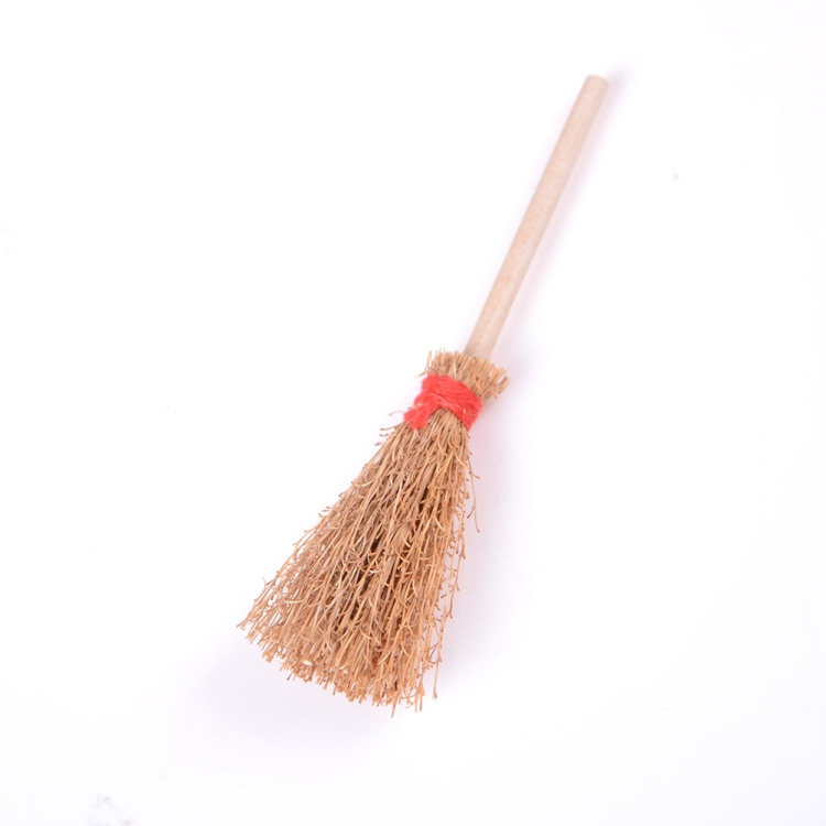 

2 PCS Miniature Doll House Kitchen Patio Accessories Wooden Broom Children's Educational Toys