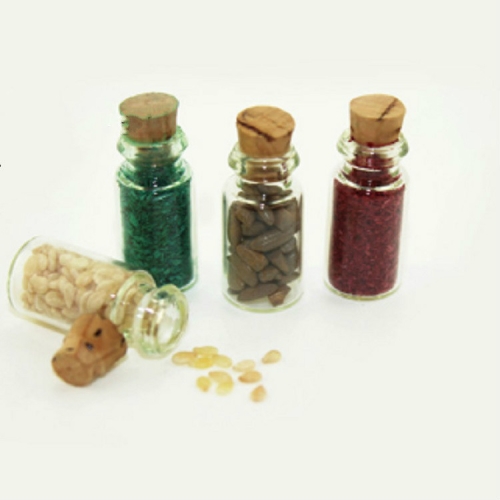 

4 PCS / Set Doll House Kitchen Accessories Miniature Glass Food Bottle