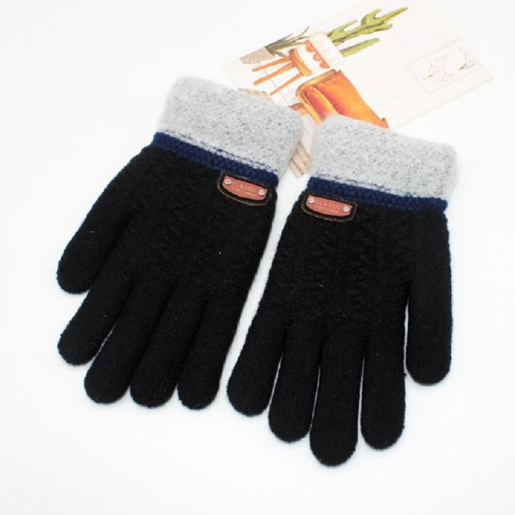 

Medium Age Children Winter Outdoor Riding Plus Velvet Thick Warm Finger Gloves, Size:19 x 7cm(Black)