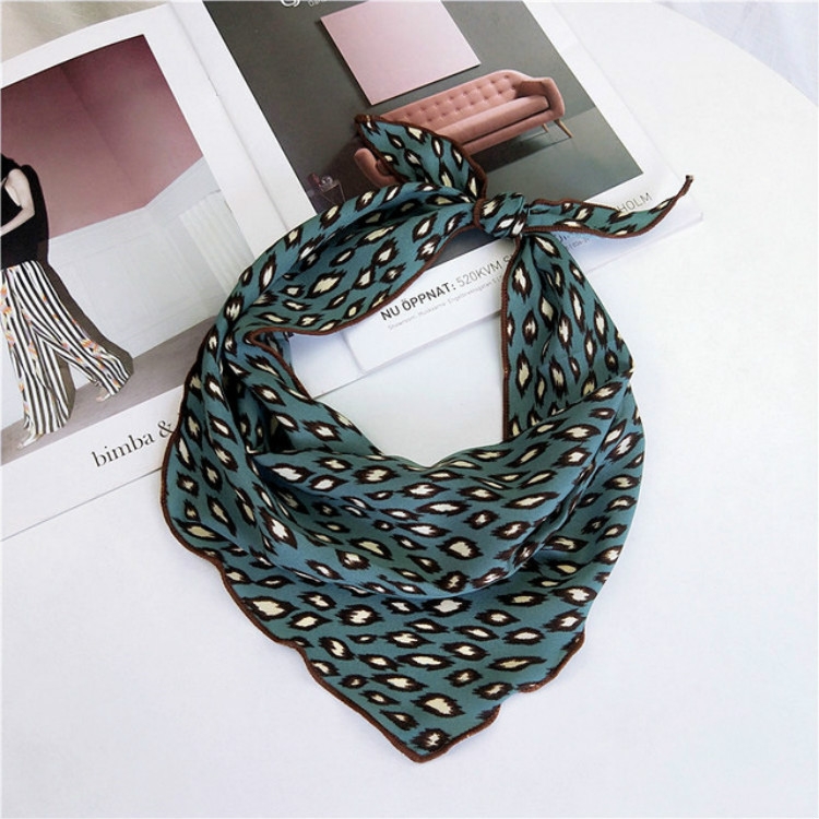 

Spring and Summer Chiffon Triangle Small Scarf Wild Scarf Headband, Size:85 x 35cm(Dense Leopard Pattern Lake Blue)