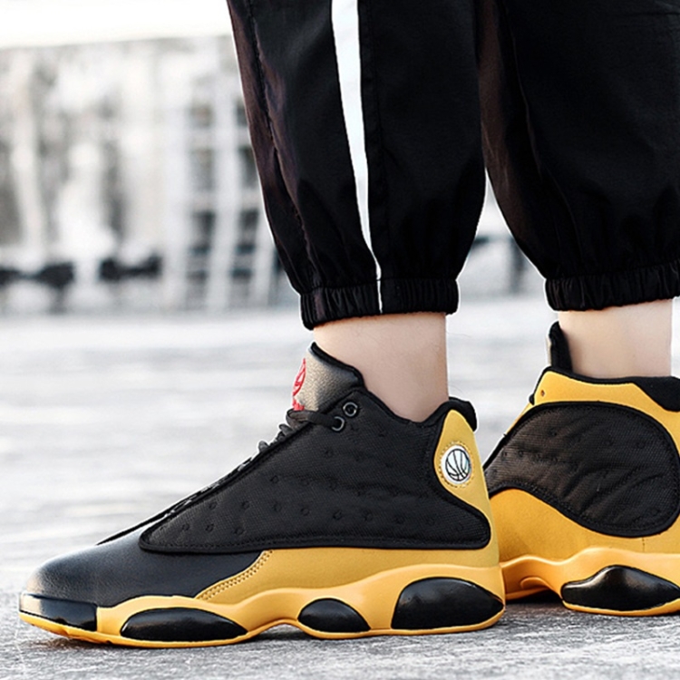 

Round Head Outdoor Lightweight High-top Casual Shoes for Men (Color:Black Yellow Size:42)
