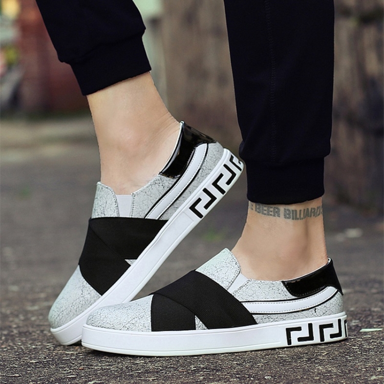

Outdoor Low-cut Shock Absorbing Fashion Sport Casual Shoes for Men (Color:Gray Black Size:40)