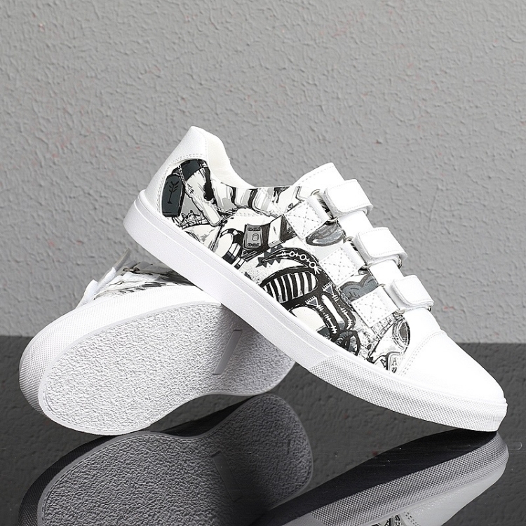 

Outdoor Low-top Wear Resistant Casual Sport Trend Shoes for Men (Color:White Black Size:44)