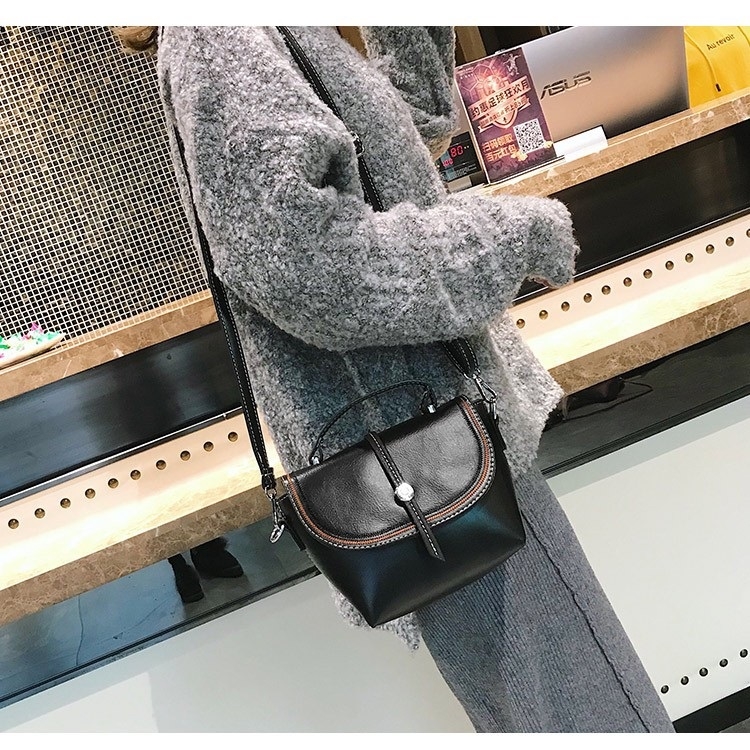

Fashion PU Leather Single Shoulder Bag Ladies Messenger Bag Handbag (Black)