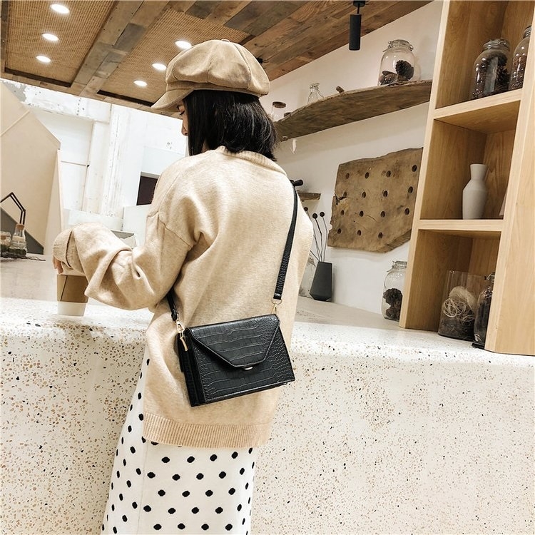 

Crocodile Texture Double Cover Magnetic Buckle PU Leather Single Shoulder Bag Ladies Handbag Messenger Bag (Black)