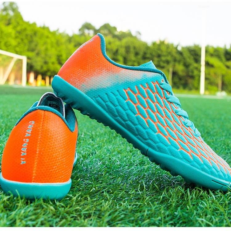 

Comfortable Cushioning Non-slip Youth Training Football Shoes (Color:Green Size:37)