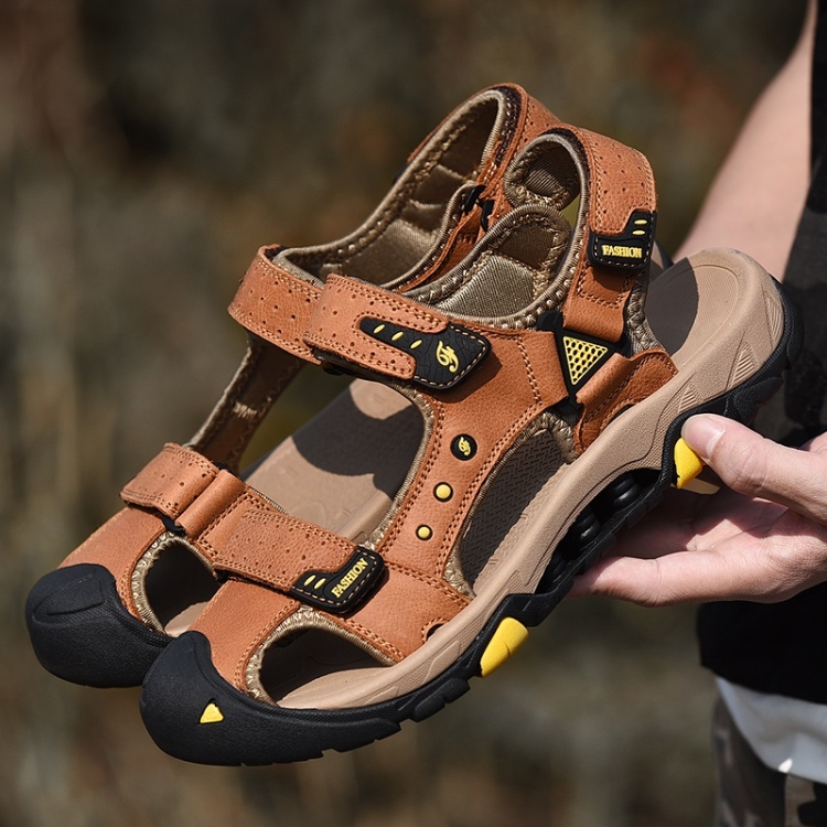

Matte Leather Outdoor Beach Sandals for Men (Color:Brown Size:38)