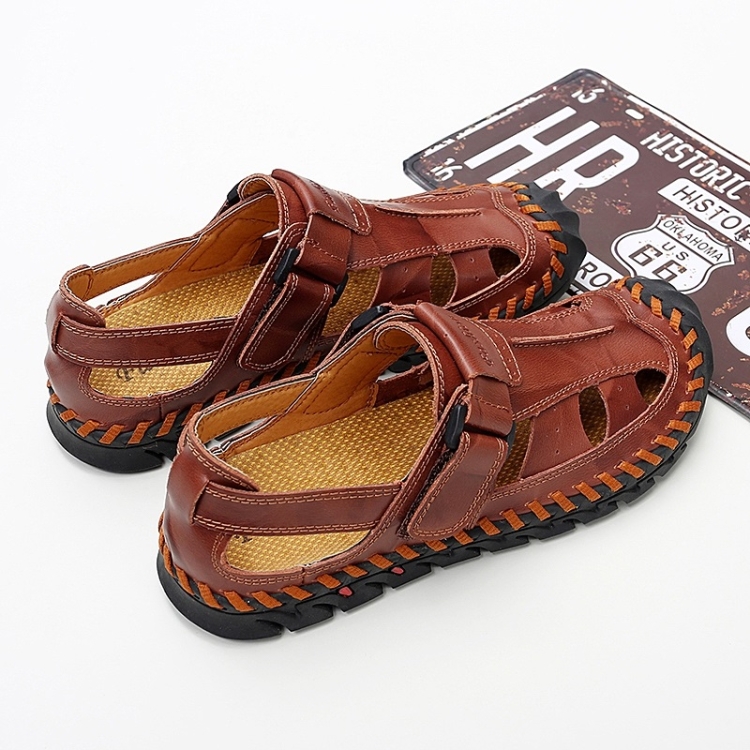 

Hollow Comfortable Breathable Non-slip Wear-resistant Outdoor Casual Sandals for Men (Color:Red Brown Size:42)