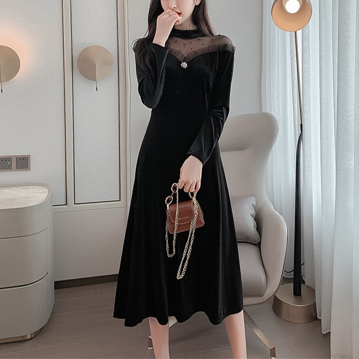 

Gold Velvet Padded Long Sleeve Bottoming Dress (Color:Black Size:S)