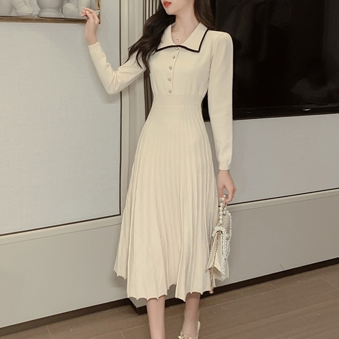 

Loose Polo Collar Knit Dress (Color:White Size:One Size)