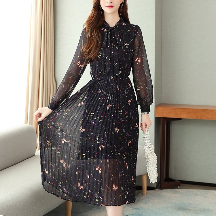 

Long-sleeved Chiffon Dress(Color:As Show Size:M)