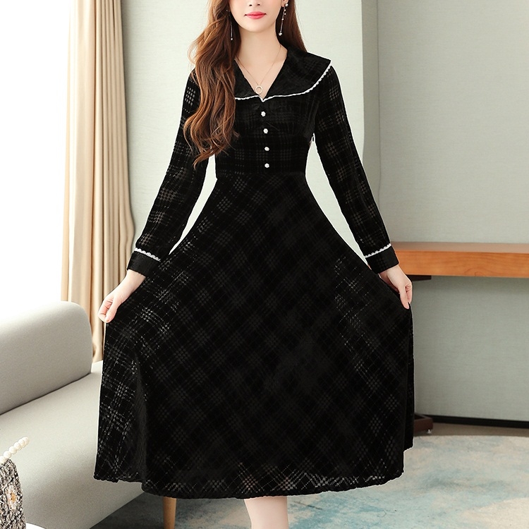 

Doll Collar Long-sleeved Velvet Dress (Color:Black Size:S)
