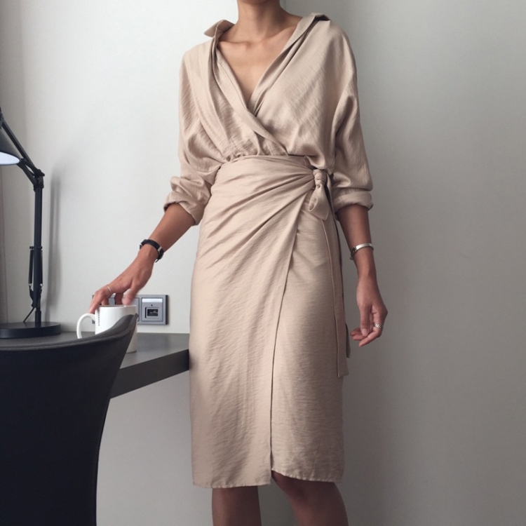 

Irregular Bag Hip Strap V-neck Long-sleeved Solid Color Dress