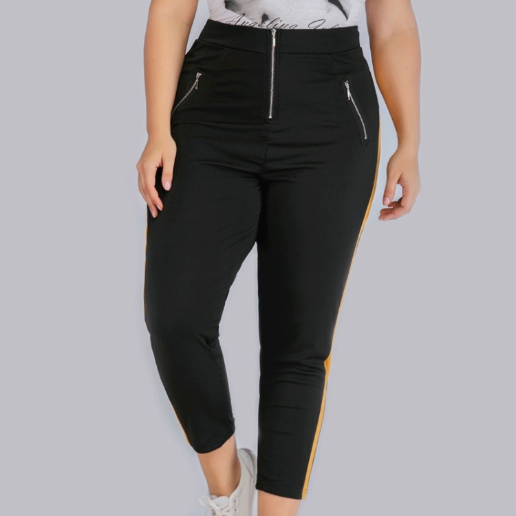 

Plus Size Cropped Knit Cropped Pants (Color:Black Size:XL)