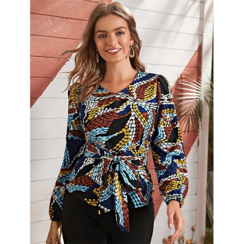 

Sweet Slim V-neck Puff Sleeve Shirt (Color:As Show Size:S)