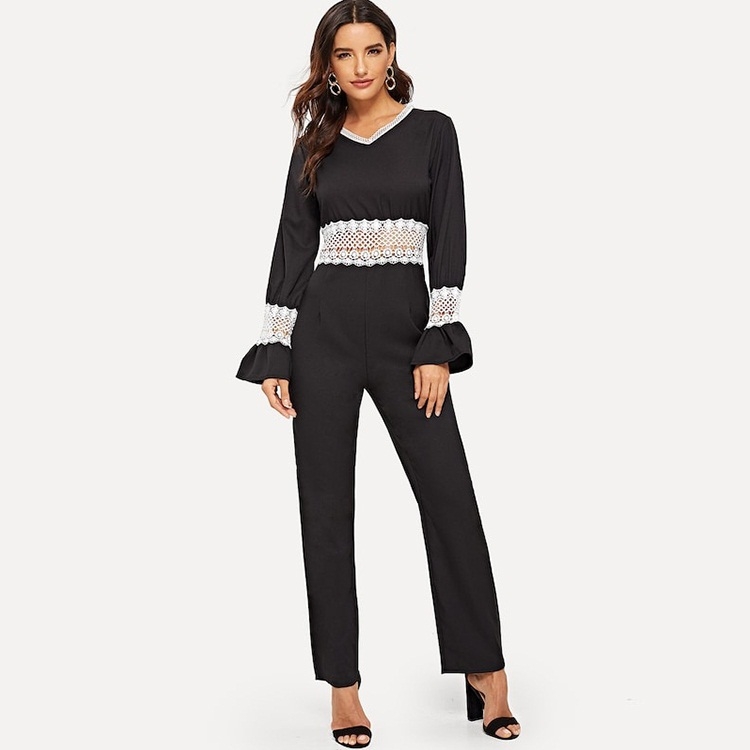 

Lace Hollow Long Sleeve Jumpsuit (Color:Black Size:S)