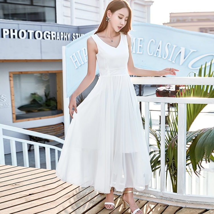 

Sexy Elegant High Waist V-neck White Swing Long Ski Resort Beach Skirt (Color:White Size:S)