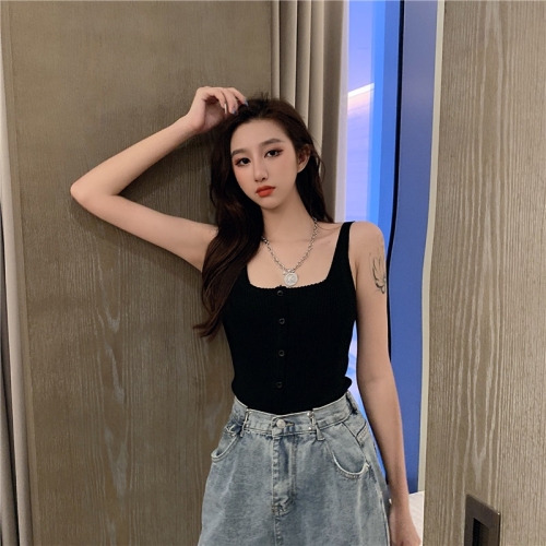 

Square-collar Single-breasted Solid Color Knitted Vest Sleeveless Top(Color:Black Size:Free Size)