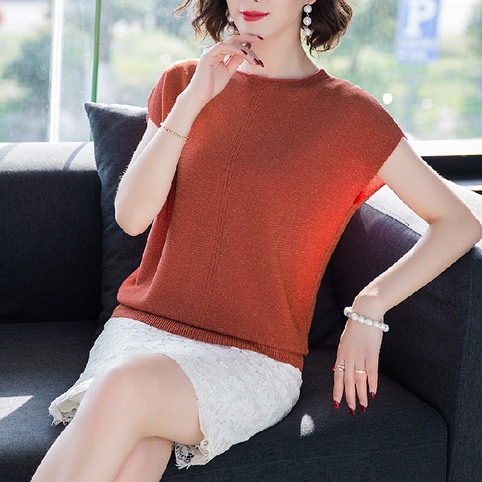 

Ice Silk Short-sleeved T-shirt Loose Knitted Shirt (Color:Orange Size:Free Size)