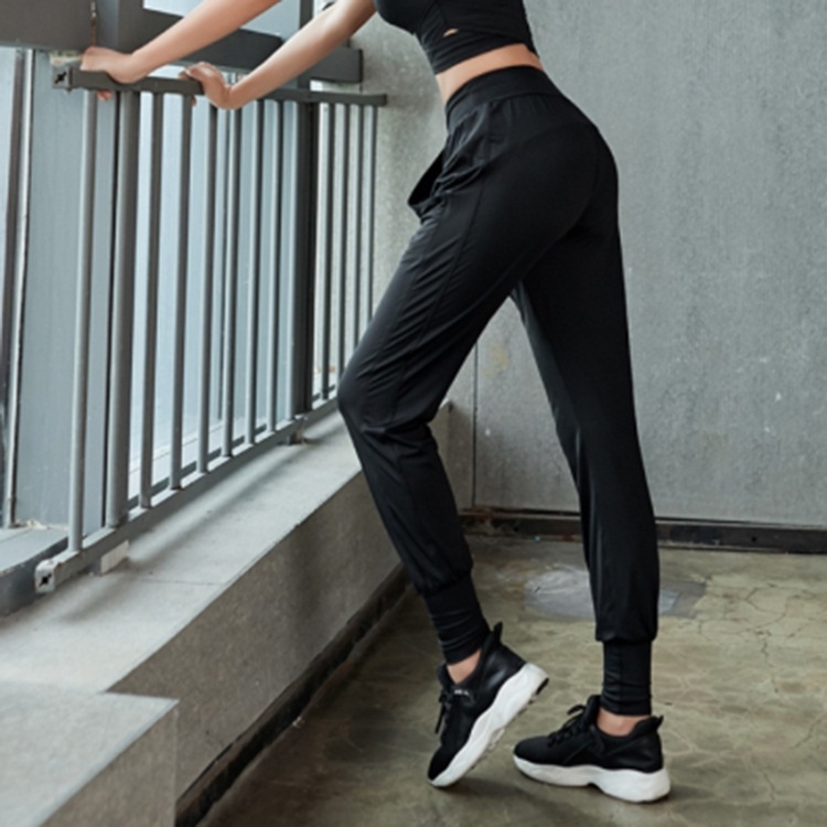 

Breathable and Quick-drying Slimming Sport Running Training Trousers (Color:Black Size:S)