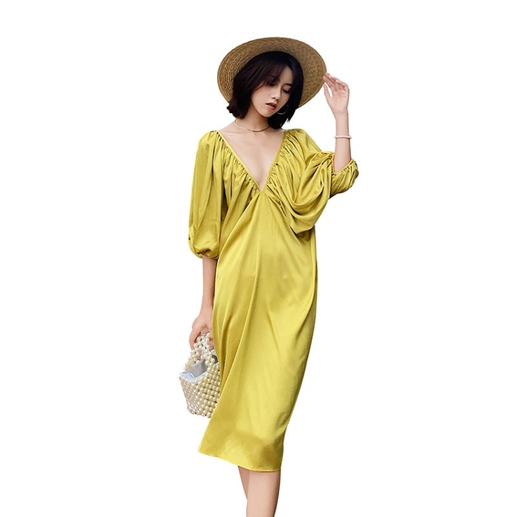 

Summer Seaside Loose Satin V-neck Backless Long Dress (Color:Champagne Gold Size:S)