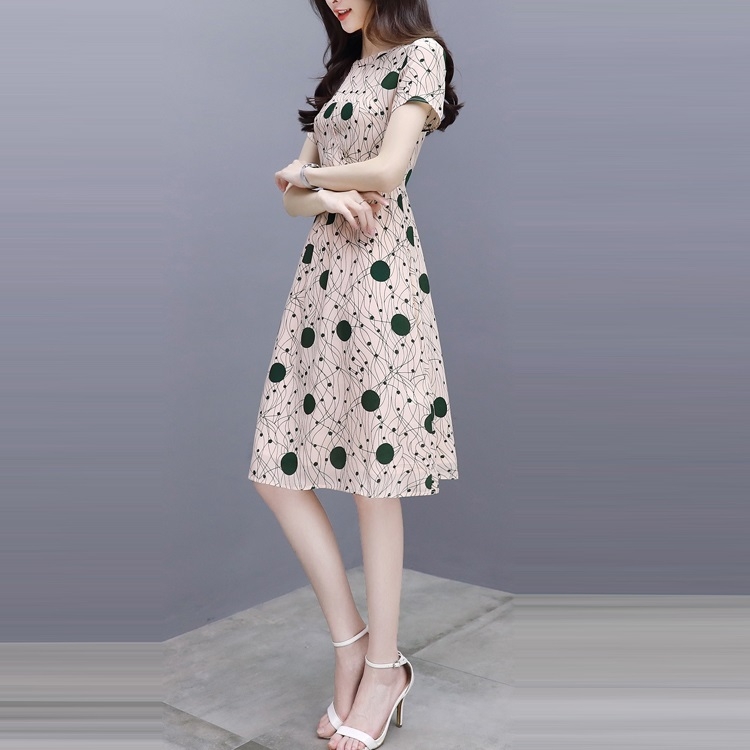 

Hollow Round Neck Short Sleeve Mid-length Dress (Apricot)