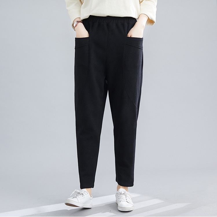 

Loose Large Size Literary Vertical Pockets All-match Solid Color Slim Casual Pants (Color:Black Size:L)