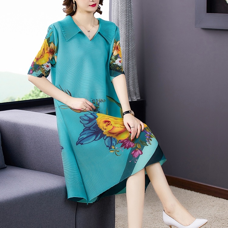 

Retro Pleated Dress Loose Large Size Mid-length Print Dress (Color:Green Size:均码)
